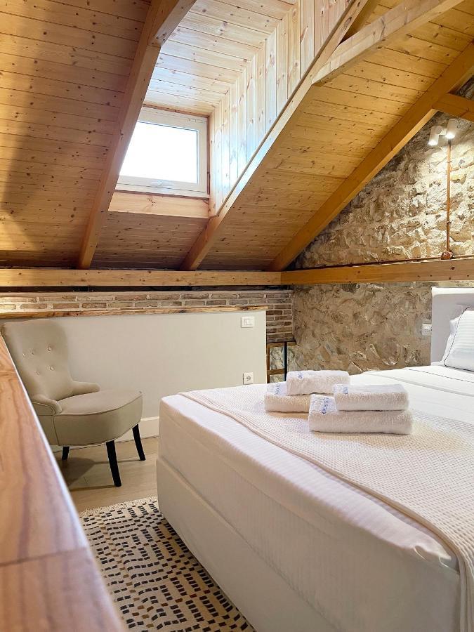 Blue Domino Luxury City Villa Патри Екстер'єр фото